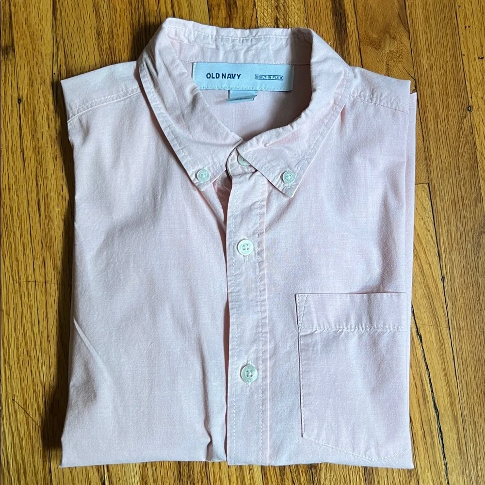 Old Navy Short Sleeved Button Down Shirt